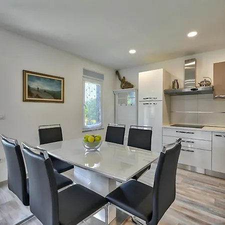 Holiday home Holiday House Mirna With Heated Swimming Pool And Jacuzzi *